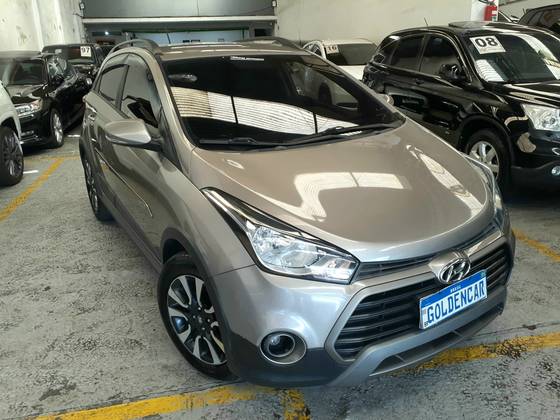 HYUNDAI HB20X 1.6 16V STYLE FLEX 4P AUTOMÁTICO HYUNDAI HB20X 1.6 16V STYLE FLEX 4P AUTOMÁTICO